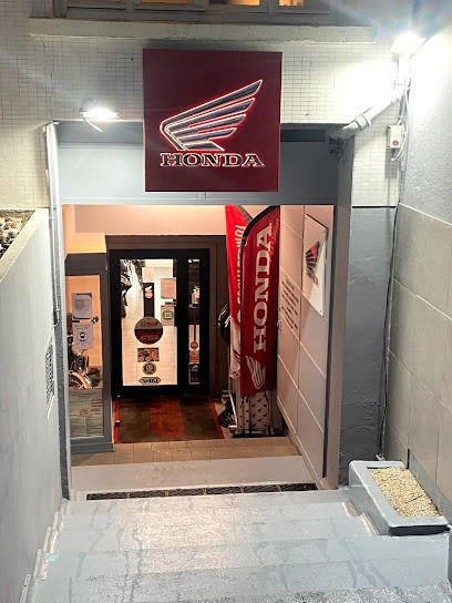 CASQUE D'OR | Honda, Concessionnaire Moto à Boulogne-Billancourt