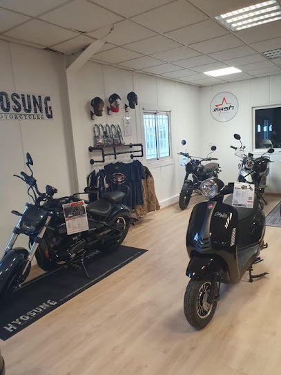 Mash Et Hyosung - Les Nouveaux Garages Du Delta, Garage Moto à Arles