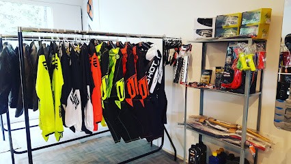 RT MOTORCYCLES, Garage Moto à Viriville