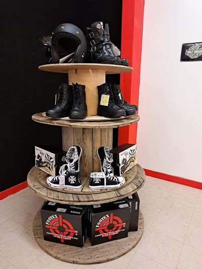 Fatboss garage, Garage Moto à Saint-Germain-du-Puy