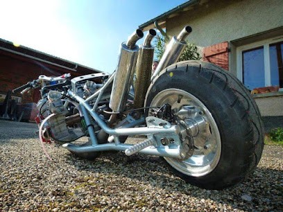 Nai Francis, Garage Moto à Montastruc