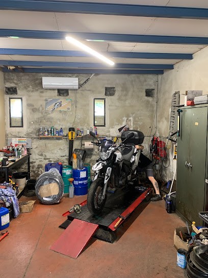 S.C. MOTO, Garage Moto à Lavans-lès-Dole