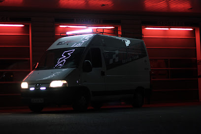 Stugue Racing, Garage Moto à Levier