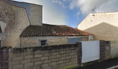 Design moto Mickey, Magasin d'Equipements et Pièces Moto à Forges