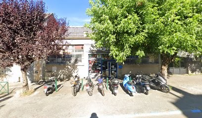 Etienne Garcia, Garage Moto à Saint-Junien