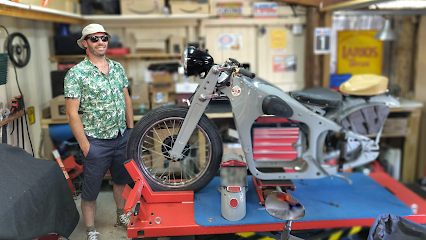 Oak Garage Moto Aix Garage Moto à Meyreuil