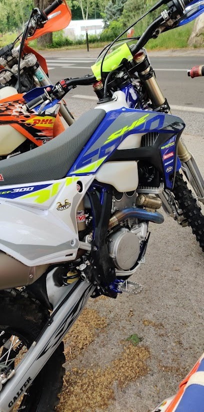 LP Moto, Garage Moto à Millau